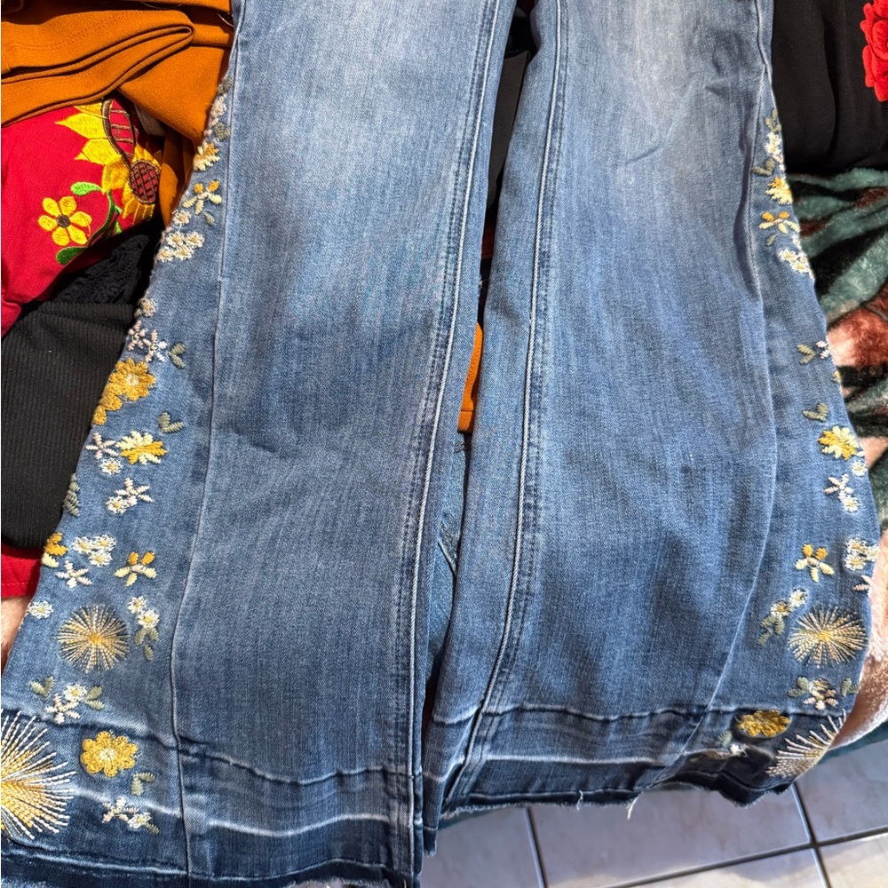 New soft flare jeans